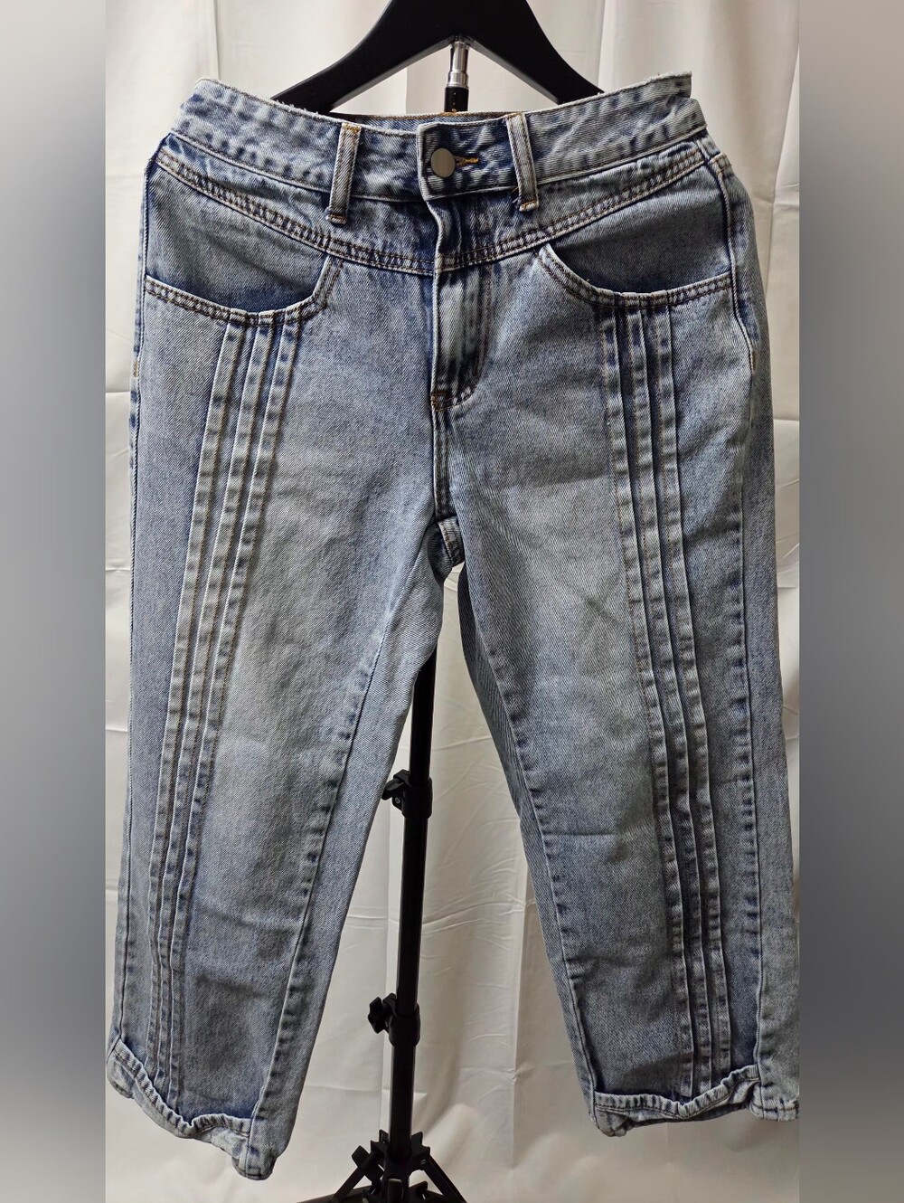 SHEIN Light Wash Pintuck Vertical Seam Cropped Straight Leg Jeans Size S / 26